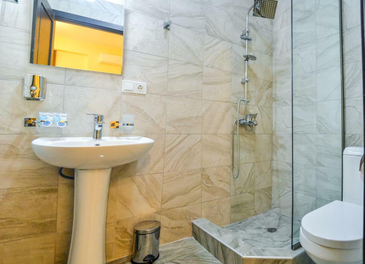Hotel Garden تبليسي المظهر الخارجي الصورة